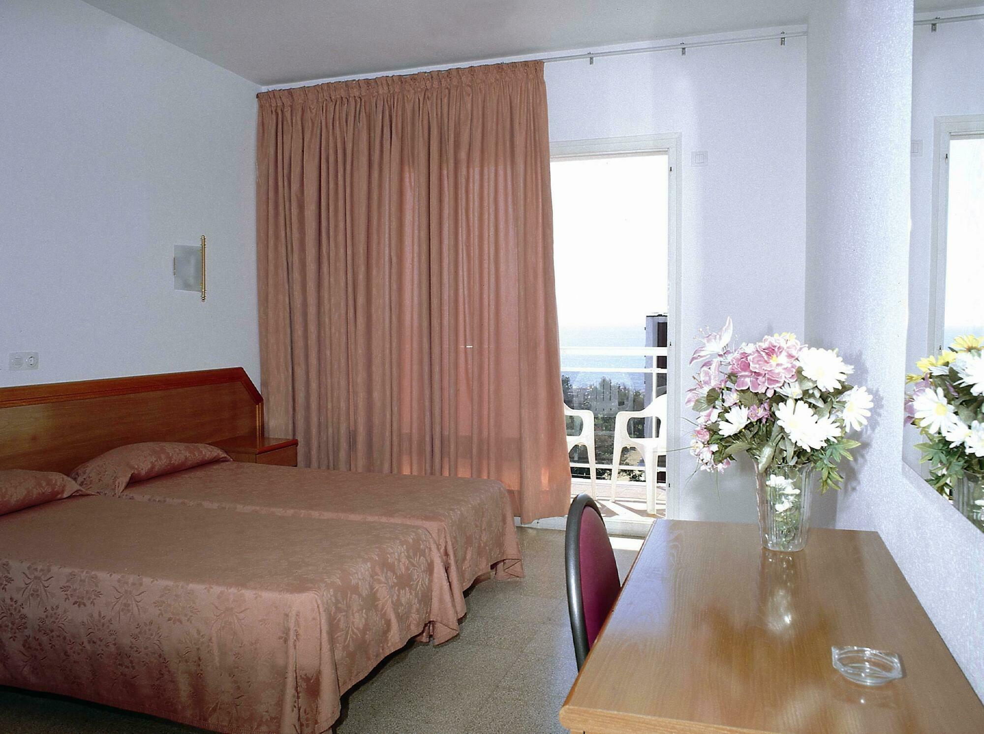Hotel Reymar Playa Malgrat de Mar Esterno foto